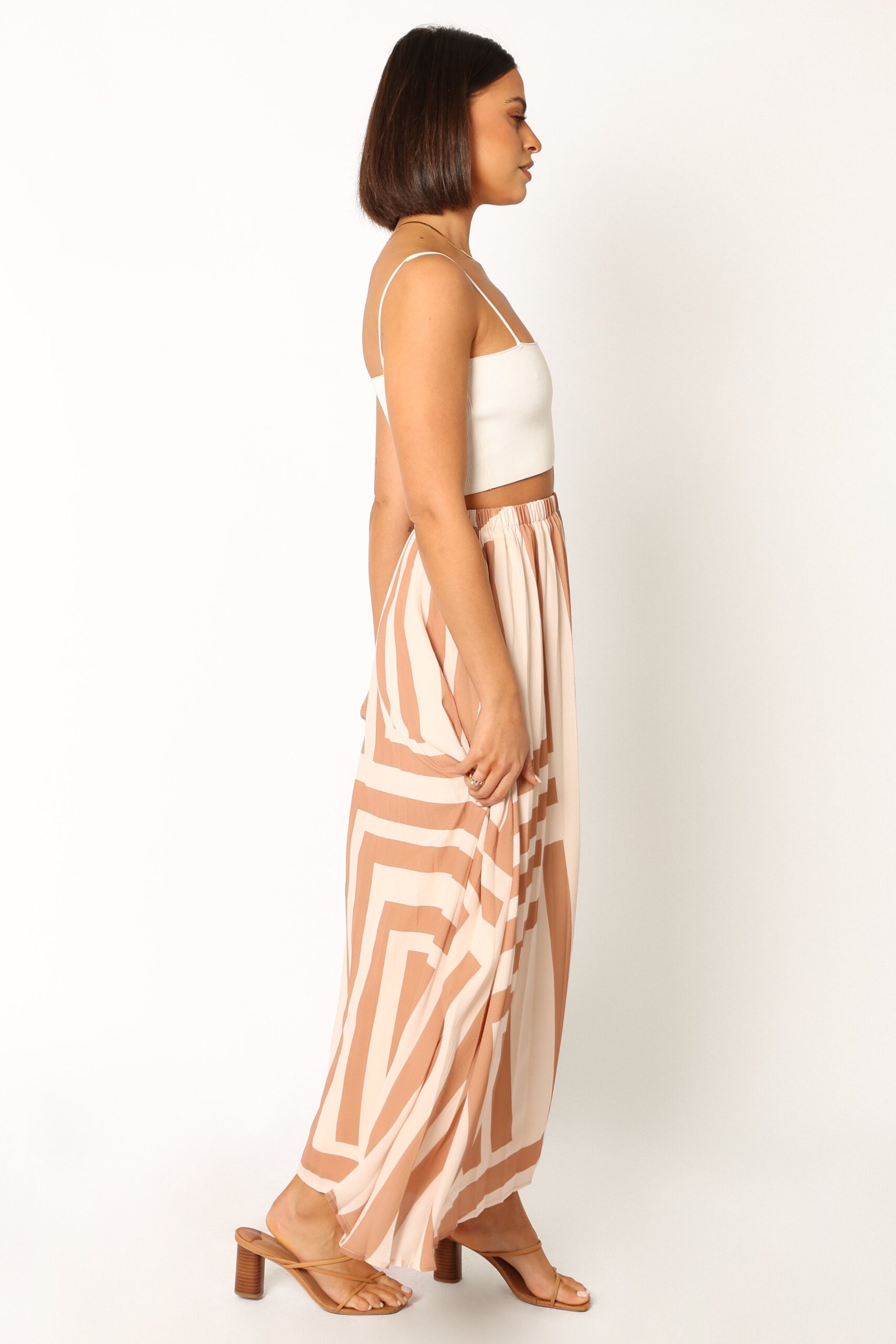 petal and pup usa bottoms elke pleat midi skirt tan 34198143991985.jpg petal and pup usa bottoms elke pleat midi skirt tan 34198143991985.jpg