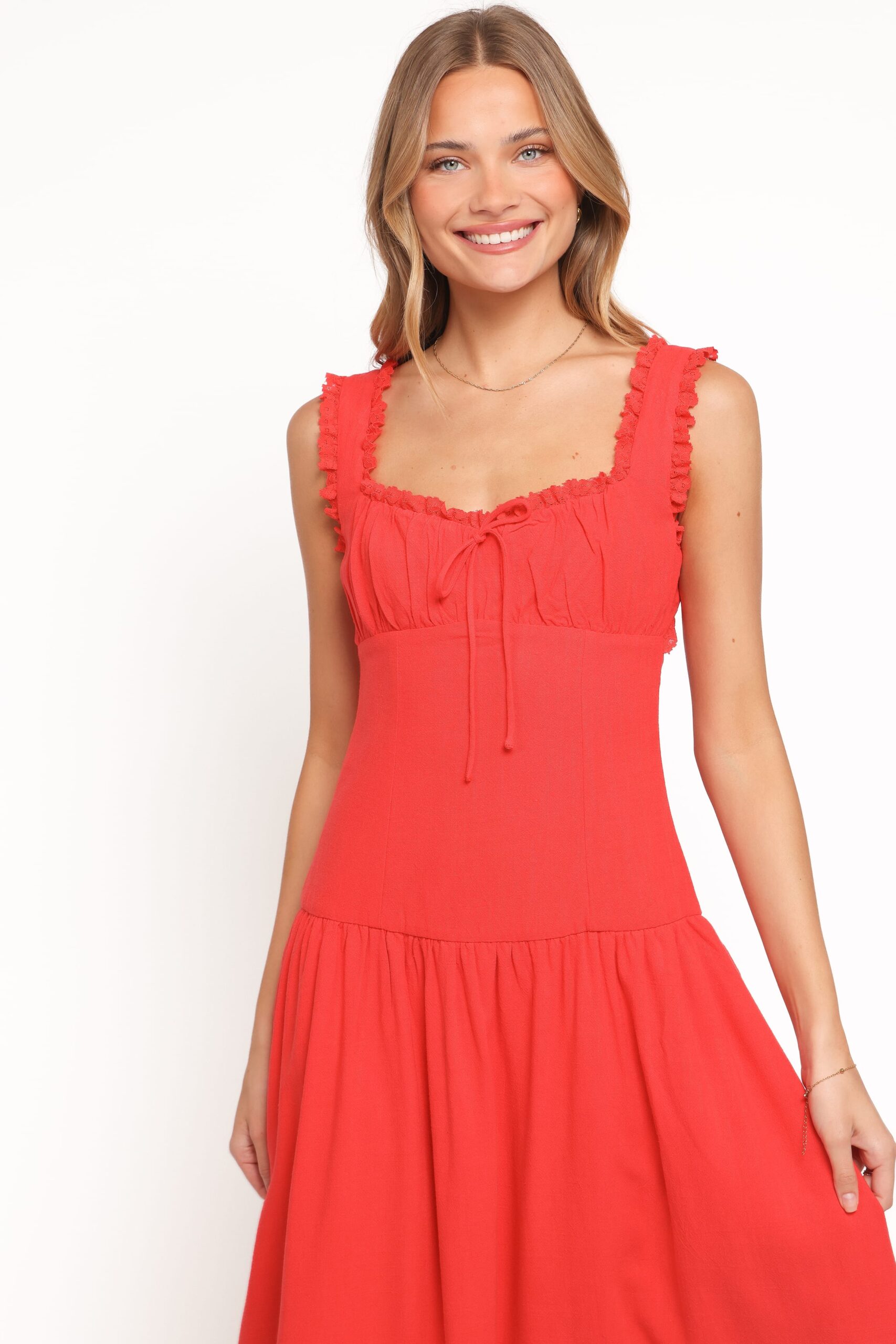 petal and pup usa dresses joann midi dress red 1204652721.jpg petal and pup usa dresses joann midi dress red 1204652721.jpg