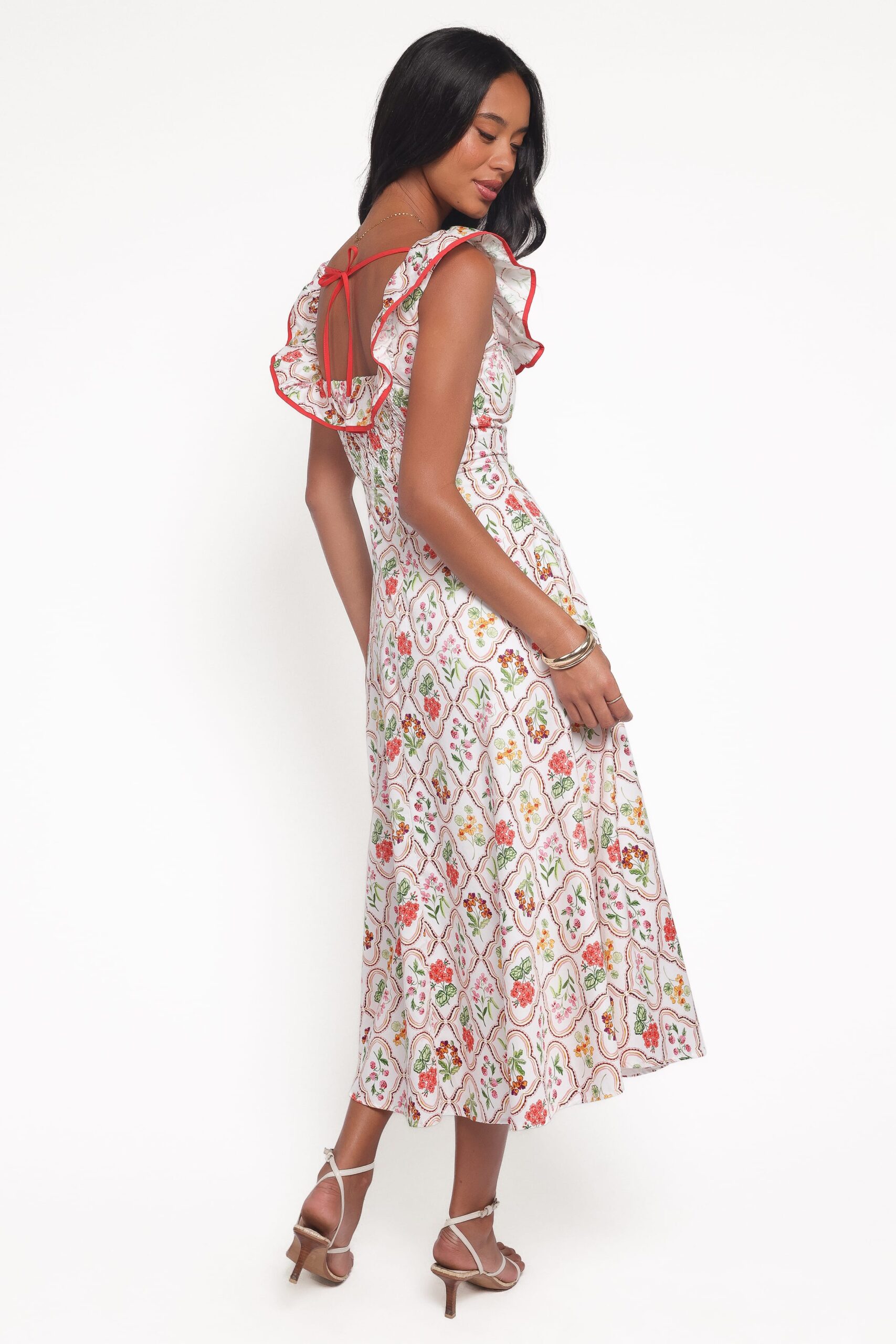 petal and pup usa dresses lucille maxi dress coral wildflower 1207854564.jpg petal and pup usa dresses lucille maxi dress coral wildflower 1207854564.jpg