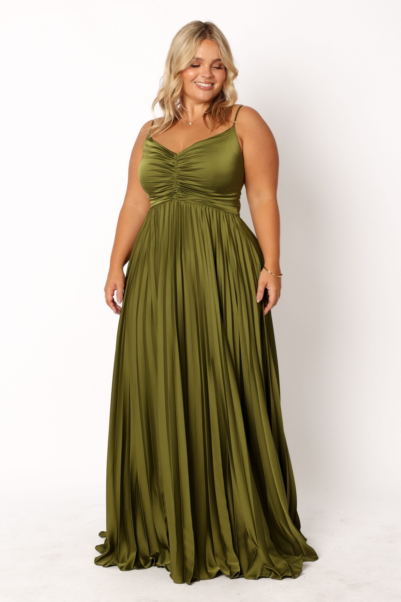 petal and pup usa dresses naira pleated maxi dress palm green 1151412821.jpg petal and pup usa dresses naira pleated maxi dress palm green 1151412821.jpg