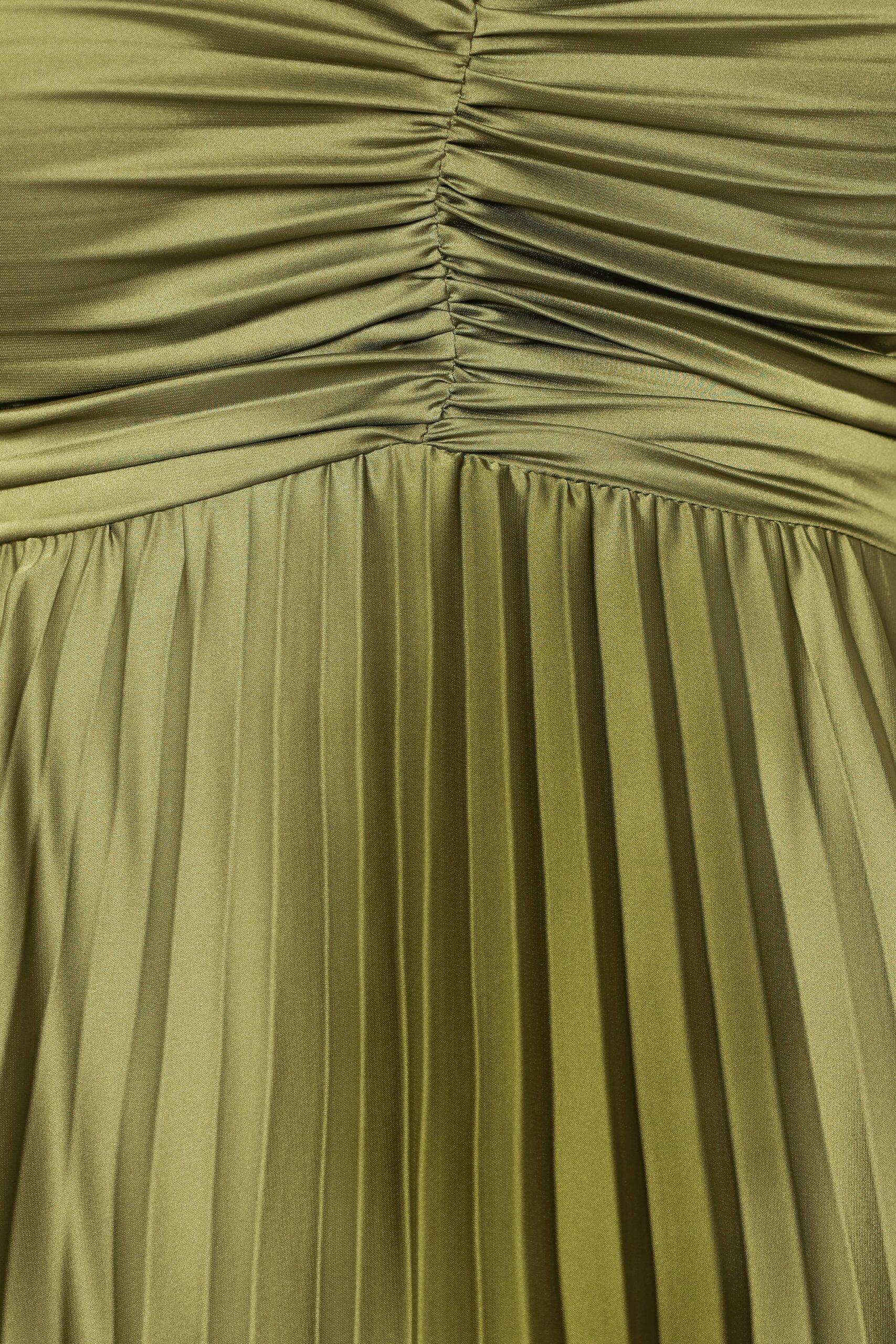 petal and pup usa dresses naira pleated maxi dress palm green 1151412824.jpg petal and pup usa dresses naira pleated maxi dress palm green 1151412824.jpg